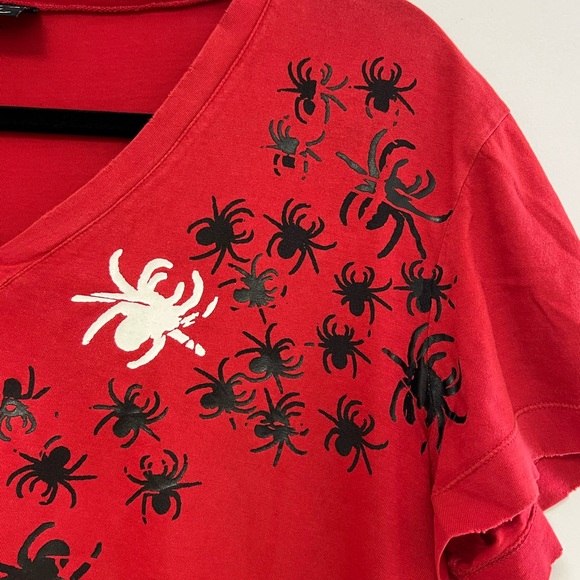 JUST CAVALLI LOVE ME T-SHIRT IN DARK RED - Picture 2 of 9